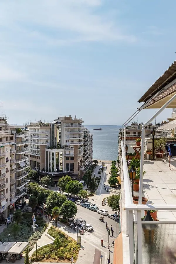 Central Luxury Apartment Salonicco Grecia